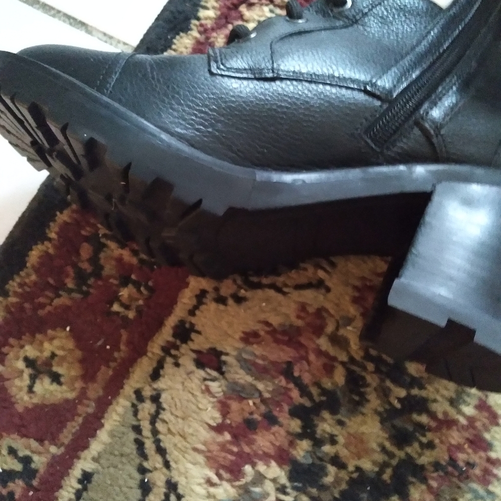 Ladies boots - Picture 4 of 4